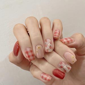 TEMU 30pcs 풀 사이즈 미리 제작된 네일 스트립 딸기 격자 패턴 착용 가능한 네일 한국 스타일 달콤한 흰색 강화 가능한 분리 가능한 네일 팁|네일팁
