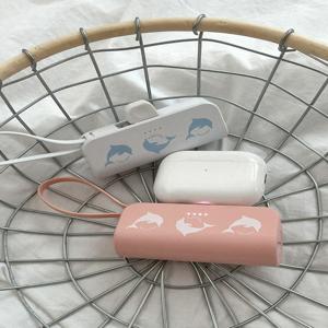 [메이드모먼] happy dolphin white [도킹형 보조배터리]