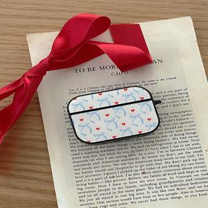 [메이드모먼] vintage blue ribbon pattern 디자인 [bumper 에어팟케이스 시리즈]