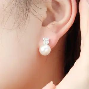비쥬홀릭 볼드 진주 큐빅 귀걸이 실버925 백금도금