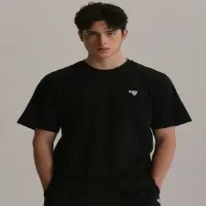 [GOLA] SMALL LOGO T-SHIRT [BLACK]
