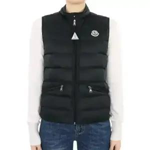 디몬트 24 S/S 몽클레어 키즈 로고 패치 경량 패딩 조끼(블랙) 1A00055 595FE 999 12,14A (성인착용가능)