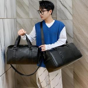 [다잇템] 남성 클래식 캐쥬얼 트립 가죽 보스턴백