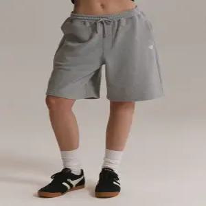 [GOLA] SWEAT HALF PANTS [MELANGE GRAY]