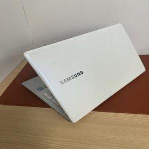 [중고 노트북] 삼성노트북 15인치 NT500R