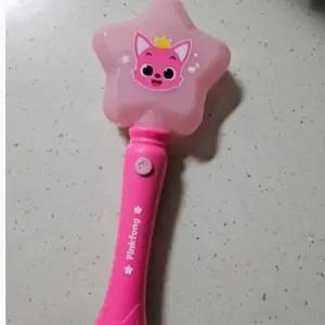 핑크퐁 아기상어 베베핀 별빛봉 (핑크퐁)