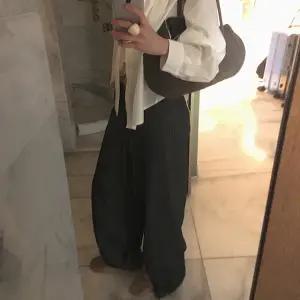 [메이비베이비] Kenneth Pants (2colors)