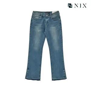 [닉스][닉스]여성 ML톤 워싱 진주장식 크롭 세미 플레어 데님 팬츠_FNMFDDF514M