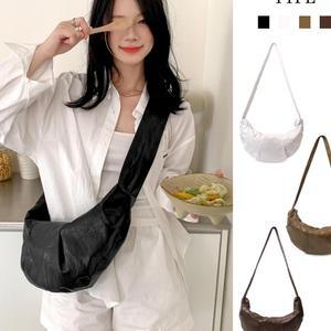 여성가방 데일리백 20대 여자 쇼퍼백 추천 숄더백 가벼운 슬링백 크로아상