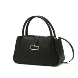 닥스 액세서리 25SS [ICONIC D] 블랙 아이코닉 D 가죽 토트백 S DCBA5E804BK