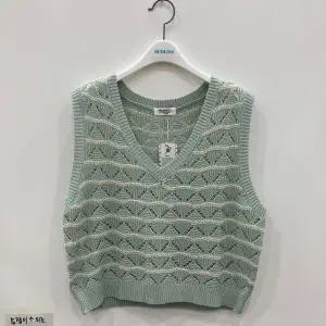 [에꼴리에]웨이브 스카시 니트 조끼 23B5083 MT