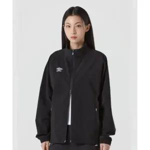 UMBRO 액티브 올라운드 에어홀 스탠넥 바람막이 자켓 블랙(UQ123SJK22)