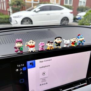 8PCS 크레용 신짱 자동차 장식품 대시 보드 터닝 레이싱 모델 데코 개성 콘솔 키트