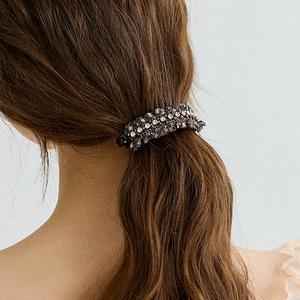 [장폴클라리쎄]헤어리 크리스탈 반달 바나나핀 LFPT0764