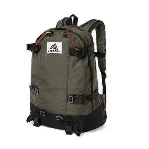 [그레고리](광주신세계)데이앤하프 백팩디스이즈네버댓 OLIVE/BLACK