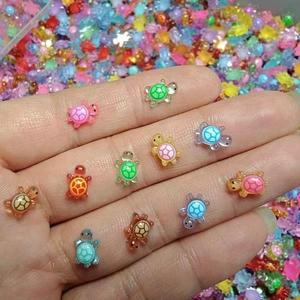 500-100pcs 귀여운 미니 글로우 거북이 인형 DIY 빛나는 장식품 어둠 속에서 마이크로 풍경