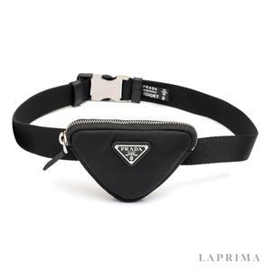 [롯데백화점]프라다 라프리마 [PRADA] 프라다 리나일론 삼각 파우치 벨트 1CN087-2DMN-F0002
