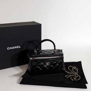 24년 11월 샤넬 탑핸들 베니티백 페이던트 블랙 금장 직사각 미니백 CHANEL (인보이스 사본포함)