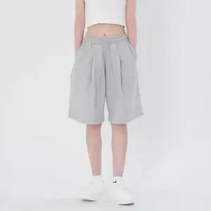 여자 원턱 와이드 트레이닝 팬츠 하프 스웨트 츄리닝 오버핏 반바지