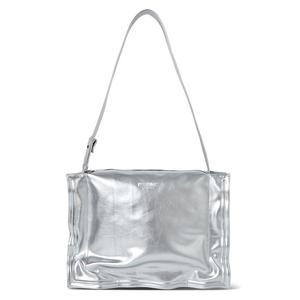 메온셀 프렌다 GLOSSY LEATHER PLEATS BAG SILVER