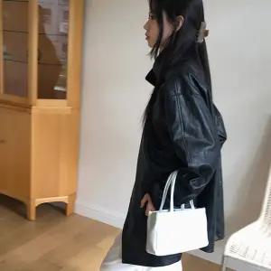 [메이비베이비] Forefront Jacket