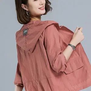 후드바람막이 데일리점퍼 가볍게 걸치는 살랑 후드 바람막이 여성 간절기 경량 아우터 아웃도어