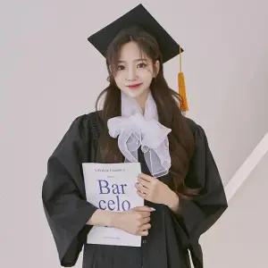 [아우트]학사복 졸업사진 할로윈의상 졸업사진컨셉