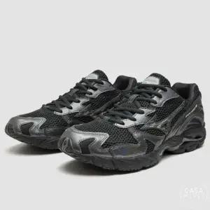 미즈노 웨이브 라이더 10 런닝화 블랙 D1GA2431