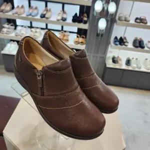 엘칸토 HC10 여성경량쿠션광폭컴포트화 여성염소가죽케주얼화보라운3cm LCWC5