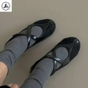 [애슬릿] 여성 스니커즈 메리제인 엑스 찍찍이 플랫 캐주얼