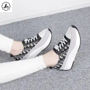 [애슬릿] 키높이 스니커즈 여성 운동화 패턴 패션 데일리 쿠션