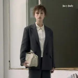 백버튼테일러드자켓 JZJK321A