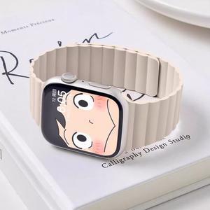 Apple Watch 용 실리콘 스트랩 46mm 42mm 49mm 45mm 41mm 44mm 40mm IWatch Ultra 2 시리즈 용 마그네틱 밴드 10 9 8 7 6 SE 5 4