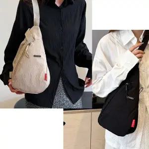 가벼운슬링백 삼각 데일리백 슬링백 크로스 바디백 세모가방