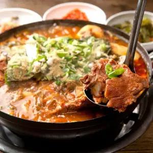 대용량 3kg+3kg 고기양푸짐 우거지 감자탕 / 담백한 백감자탕 골라담기