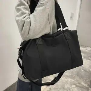 남녀공용 대용량 여행용 보스턴백 숄더백 더플백 보스턴백 여행가방 운동가방 피트니스백 더플백