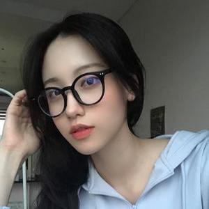 W06 꾸안꾸 라운드 뿔테 유니크 안경테