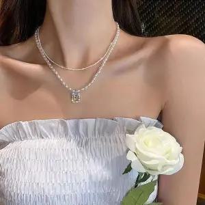 [하프클럽/셀러허브_여성트랜드패션]ONM 세트 커플 큐빅 패션 실버 스퀘어