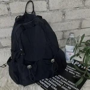 여자 캐주얼 예쁜 백팩 대학생 직장인 가방 블랙 여성 여성백팩 여자백팩 대학생백팩 가벼운백팩