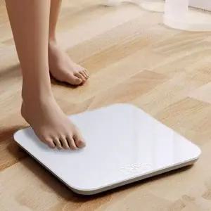 퓨어화이트 인테리어 LED 디지털체중계 깔끔한 디자인 (WFJV0HJ)