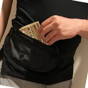 [라일리] Rly 여행용 복대 블랙 전대 주머니 여권