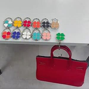 럭키 행운 네잎클로버 휴대용 접이식 펜던트 후크 가방걸이 TL500