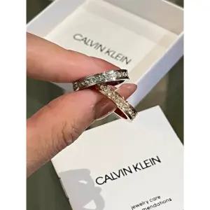 [정품] [2개 세트] CK 캘빈클라인 calvin klein 커플링 반지 로즈골드 [캘빈 반지 특가]