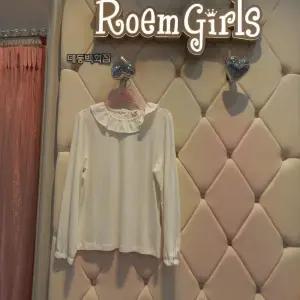 로엠걸즈 DP01 프릴포인트  티브라우스 프릴 포인트 티브라우스  RGLW2512P