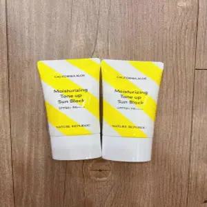 네이처리퍼브릭 캘리포니아 알로에 수분 톤업 선블럭 SPF50+ pa++++  2개