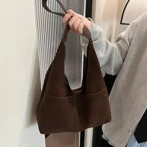 [이쁘다] 포켓 스웨이드 레더 호보백