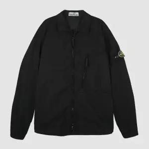 스톤아일랜드 25FW 코튼 와펜 오버셔츠 블랙 K2S15 1200003 S0010 V0029