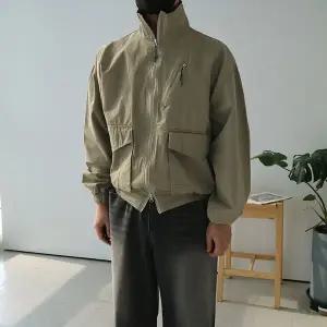 가을 투웨이 남자 하이넥자켓 베이지 크롭집업 오버핏