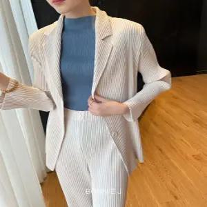 [보니제이]정핏 플리츠 H라인 2버튼 간절기 아우터 골지 포인트