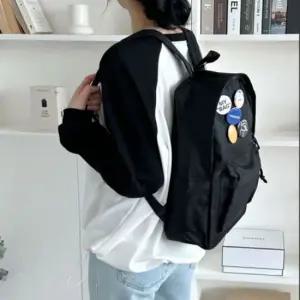 학생 책가방 스쿨백 경량 백팩 가벼운